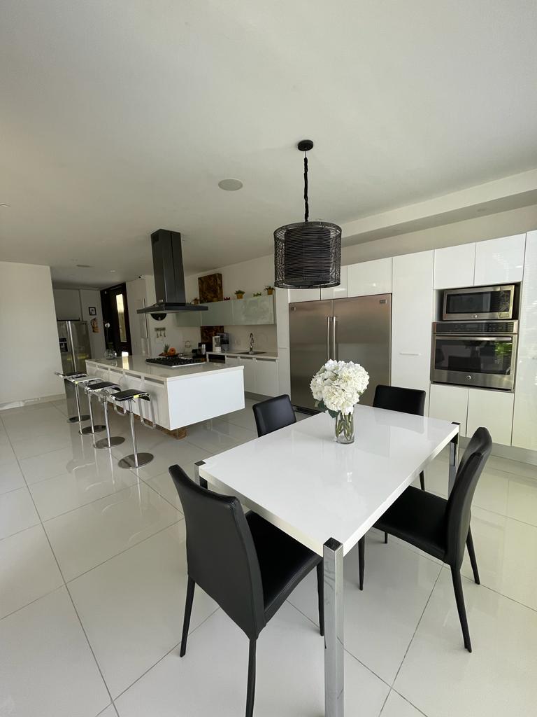 Casa en venta en San Jose De Bavaria, Bogotá · foto 7 de 24