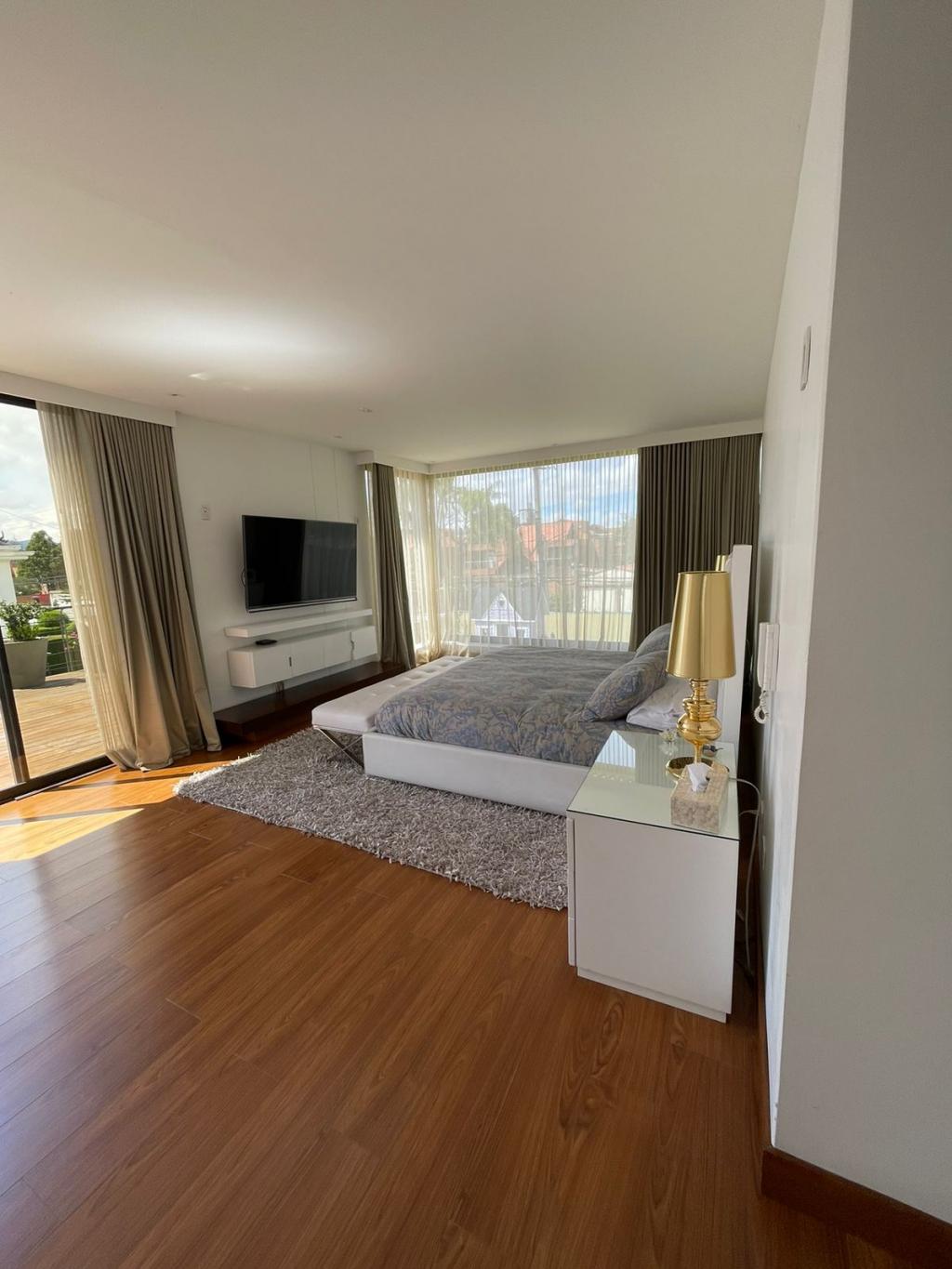 Casa en venta en San Jose De Bavaria, Bogotá · foto 10 de 24