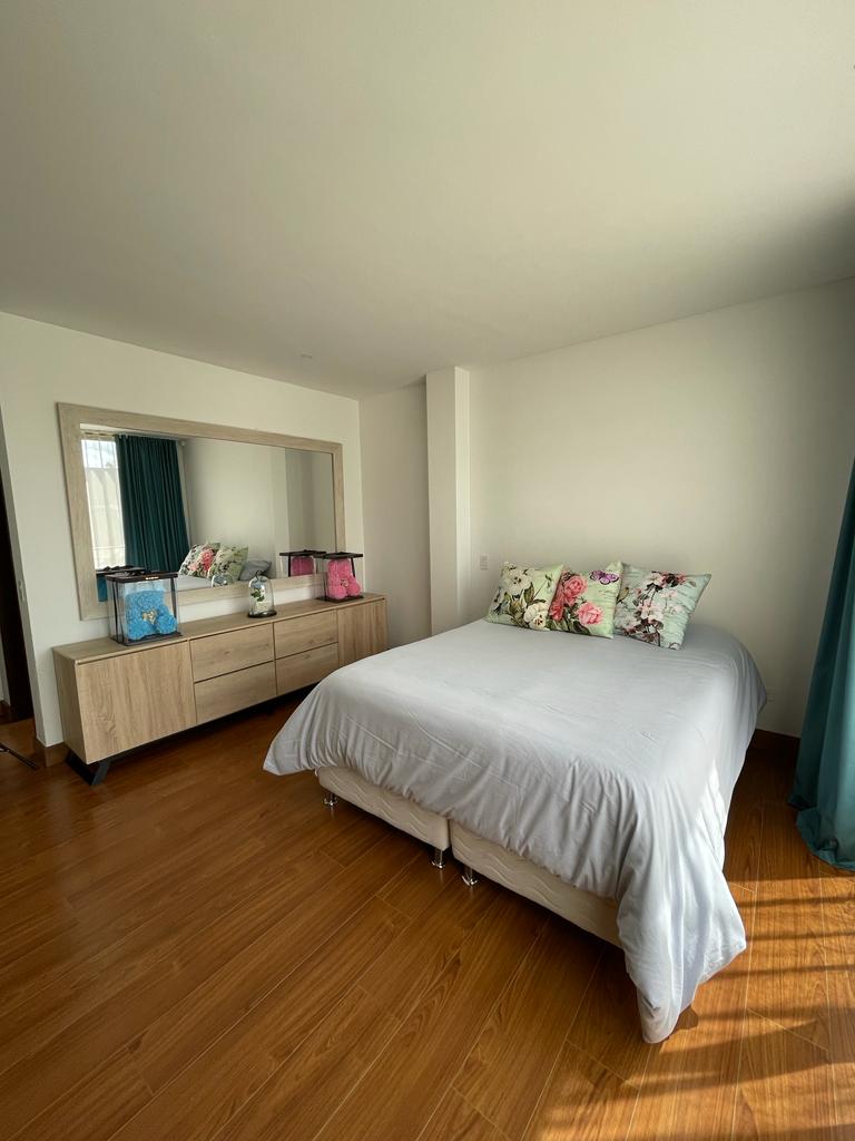 Casa en venta en San Jose De Bavaria, Bogotá · foto 15 de 24