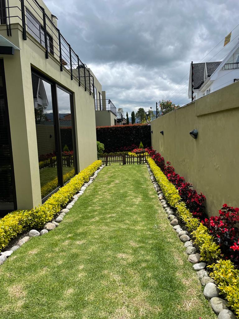 Casa en venta en San Jose De Bavaria, Bogotá · foto 18 de 24