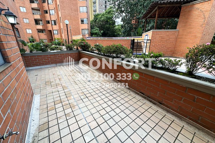 Apartamento de 3 alcobas en arriendo en Castropol, Medellín, 140 m² · foto 7 de 24