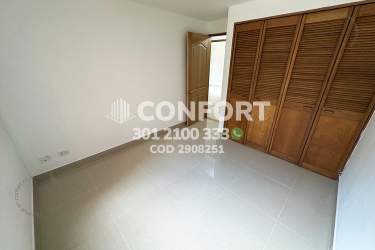 Apartamento de 3 alcobas en arriendo en Castropol, Medellín, 140 m² · foto 21 de 24