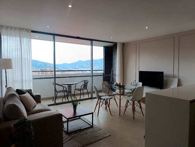 Apartamento de 2 alcobas en arriendo en El Poblado, Medellín, 80 m² · foto 5 de 20