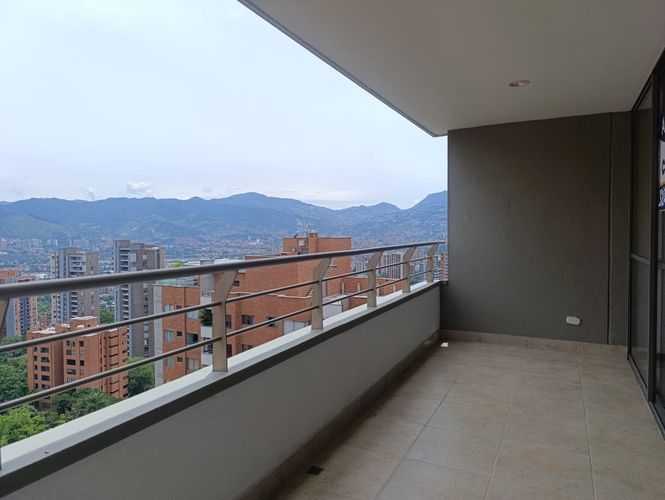Apartamento de 3 alcobas en arriendo en El Poblado, Medellín, 111 m² · foto 16 de 16
