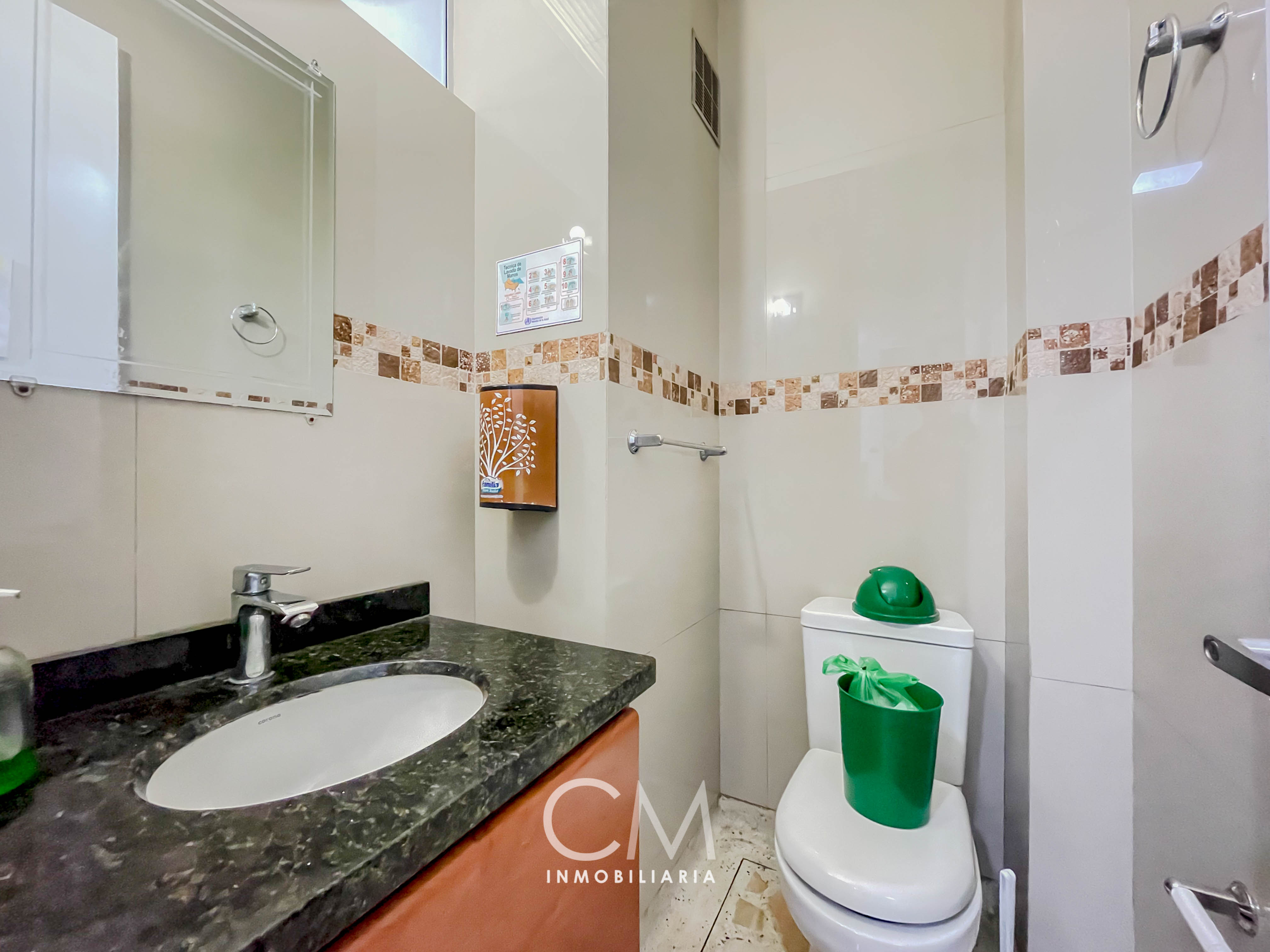 Casa en venta en Barrios Unidos, Bogotá · foto 2 de 21