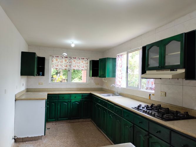 Casa de 4 alcobas en venta en San Lucas, Medellín, 480 m² · foto 10 de 18