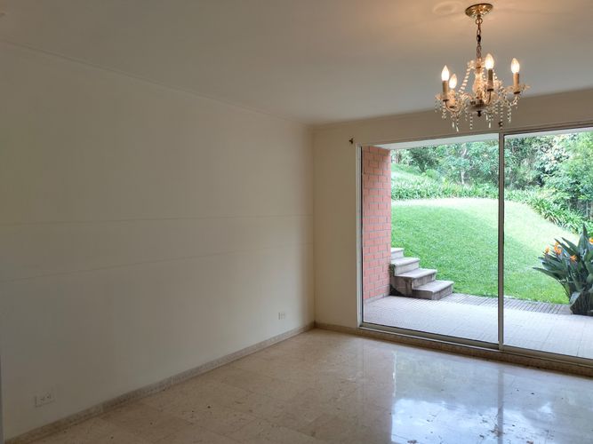 Casa de 4 alcobas en venta en San Lucas, Medellín, 480 m² · foto 9 de 18
