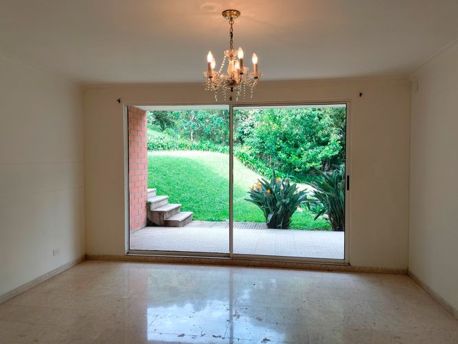 Casa de 4 alcobas en venta en San Lucas, Medellín, 480 m² · foto 15 de 18