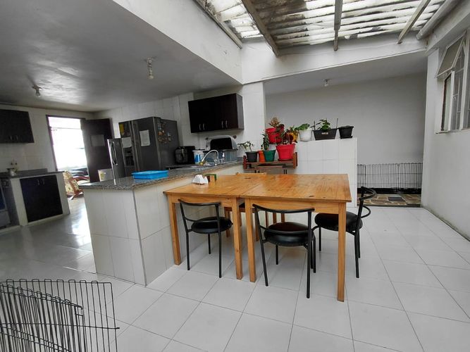 Apartamento de 4 alcobas en venta en Siete De Agosto, Bogotá, 180 m² · foto 11 de 20