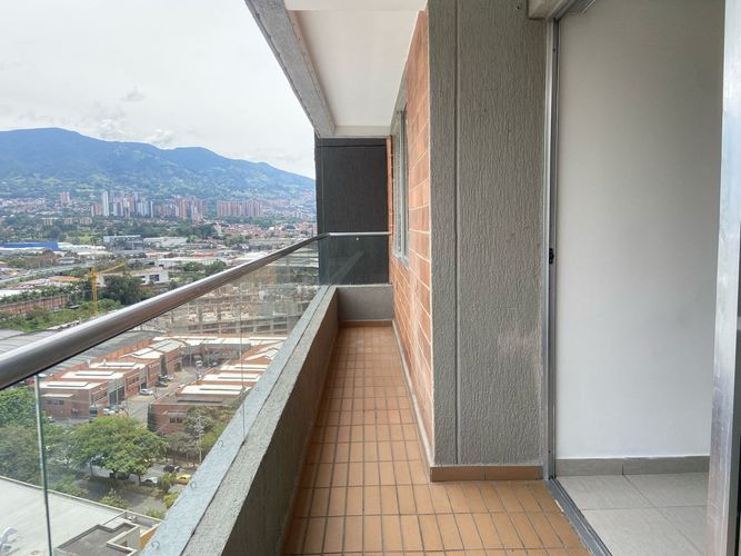 Apartamento de 3 alcobas en arriendo en Entreamigos, Sabaneta, 80 m² · foto 20 de 20