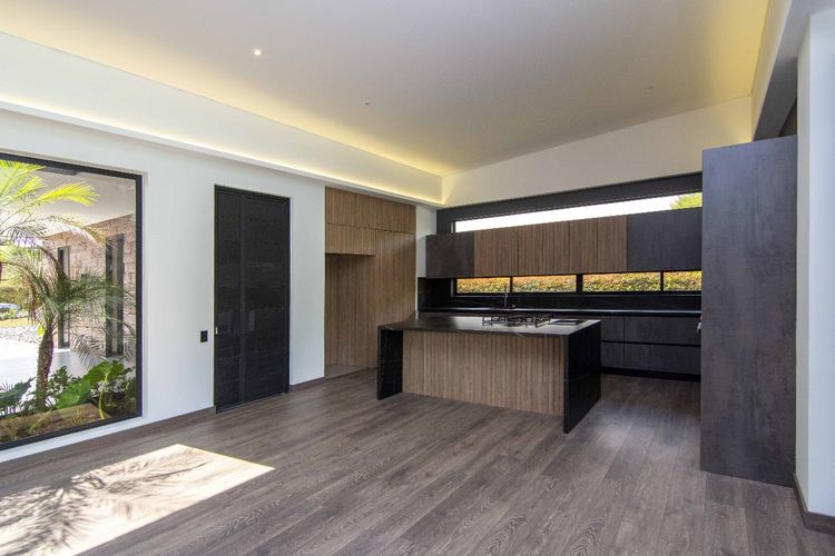 Casa de 4 alcobas en venta en El Porvenir, Rionegro, 400 m² · foto 3 de 15