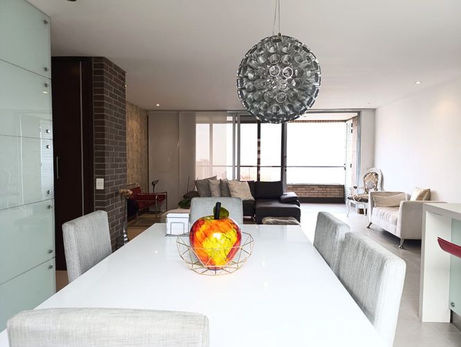 Apartamento de 2 alcobas en arriendo en El Poblado, Medellín, 127 m² · foto 4 de 20