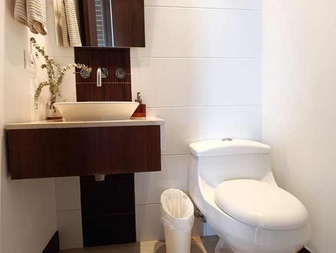 Apartamento de 2 alcobas en arriendo en El Poblado, Medellín, 127 m² · foto 18 de 20
