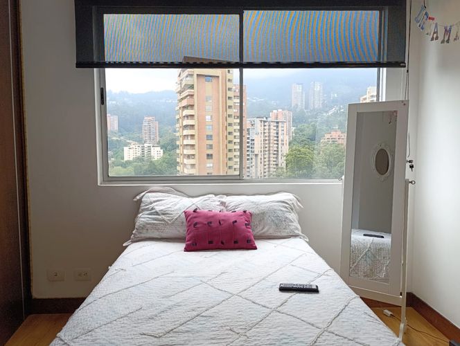 Apartamento de 2 alcobas en arriendo en El Poblado, Medellín, 127 m² · foto 16 de 20