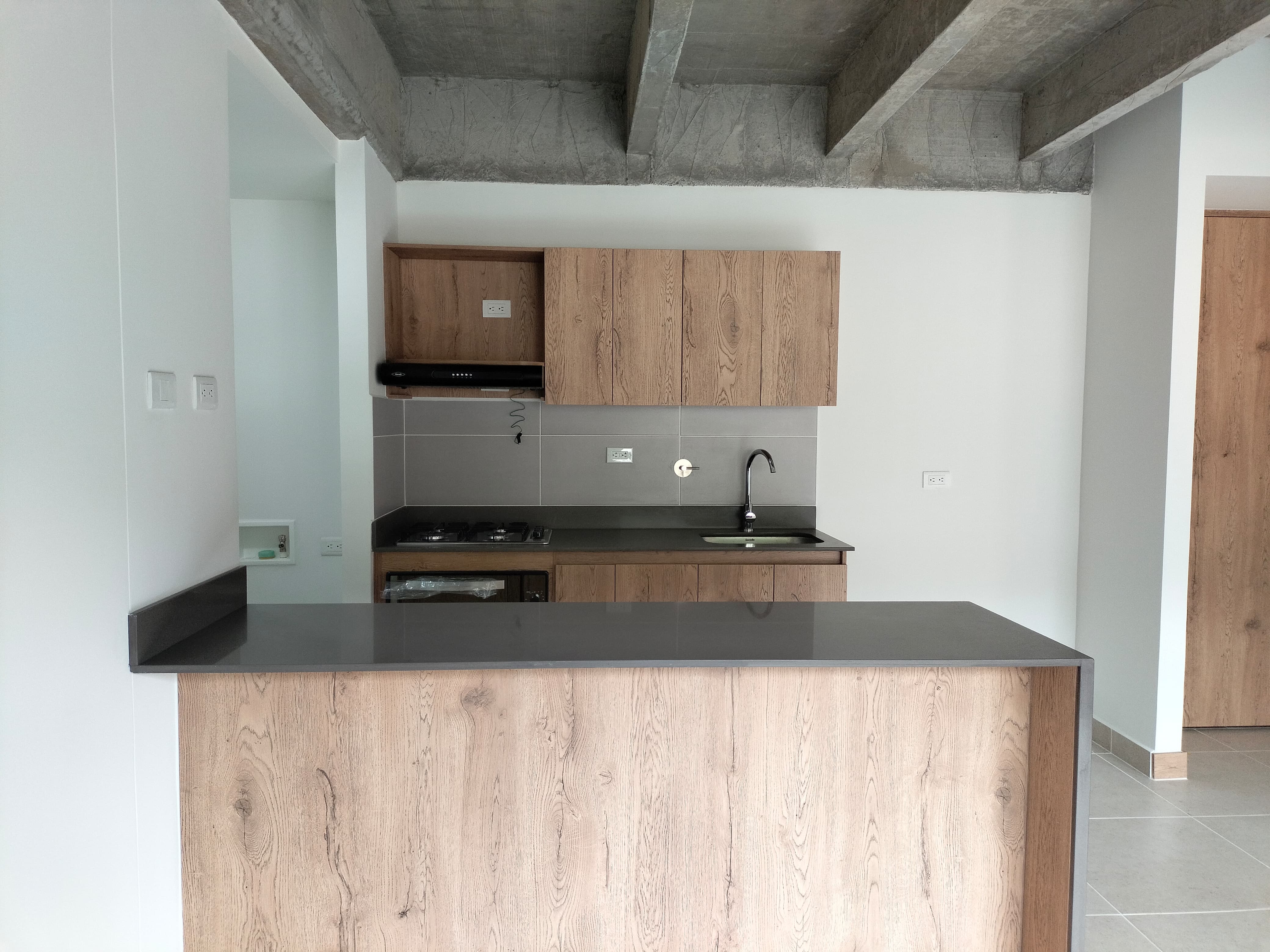 Apartamento en arriendo en El Poblado, Medellín · foto 4 de 12