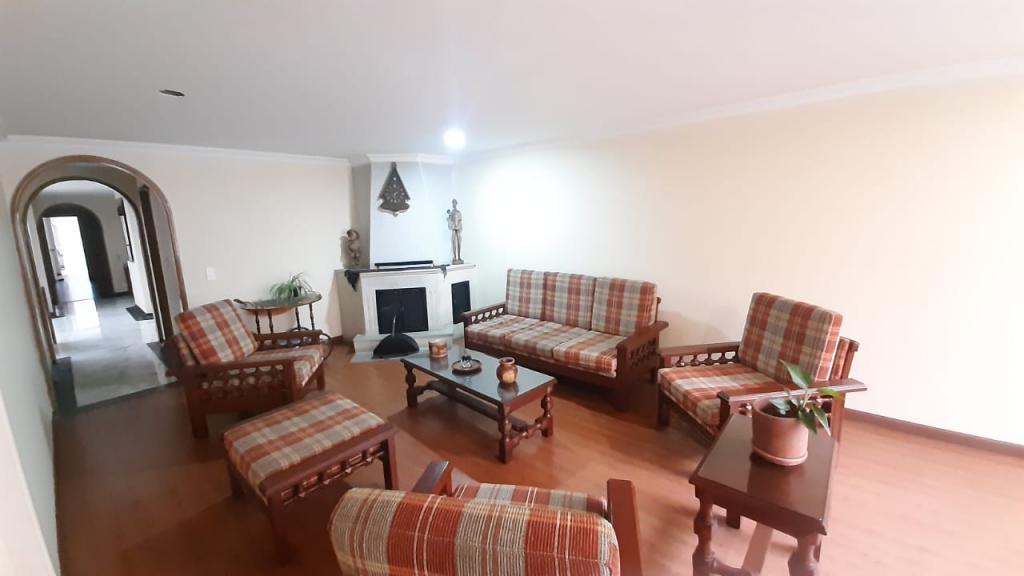 Apartamento en venta en San Patricio, Bogotá · foto 3 de 18
