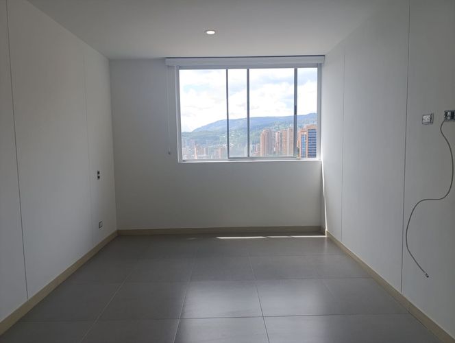 Apartamento de 2 alcobas en arriendo en El Poblado, Medellín, 78 m² · foto 10 de 17