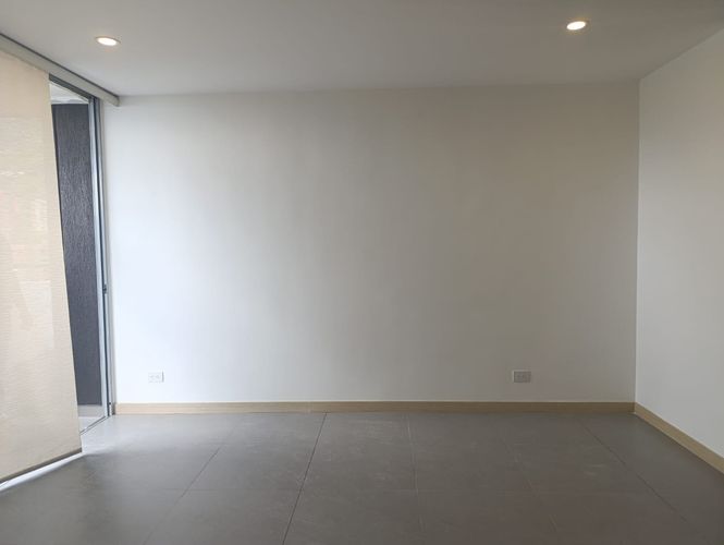 Apartamento de 2 alcobas en arriendo en El Poblado, Medellín, 78 m² · foto 3 de 17