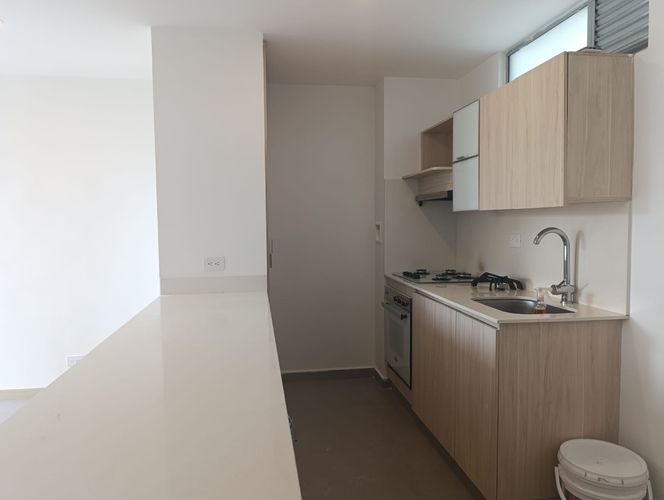 Apartamento de 2 alcobas en arriendo en El Poblado, Medellín, 78 m² · foto 6 de 17