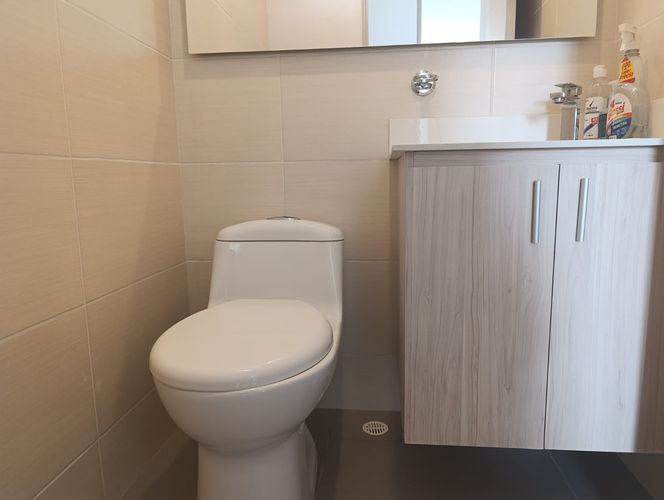 Apartamento de 2 alcobas en arriendo en El Poblado, Medellín, 78 m² · foto 15 de 17
