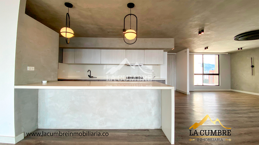 Apartamento de 3 alcobas en arriendo en Los Balsos, Medellín, 160 m² · foto 9 de 17
