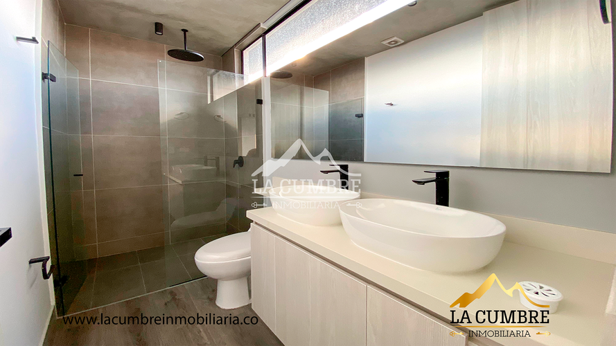 Apartamento de 3 alcobas en arriendo en Los Balsos, Medellín, 160 m² · foto 13 de 17