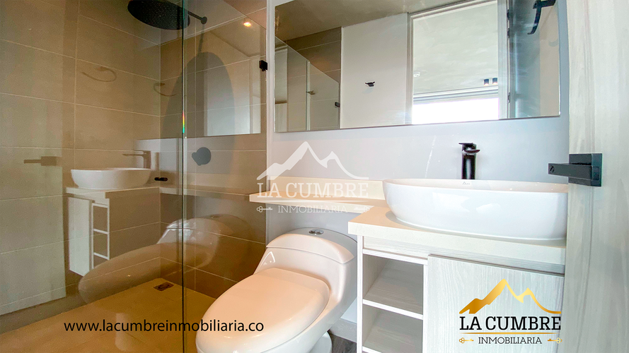 Apartamento de 3 alcobas en arriendo en Los Balsos, Medellín, 160 m² · foto 15 de 17