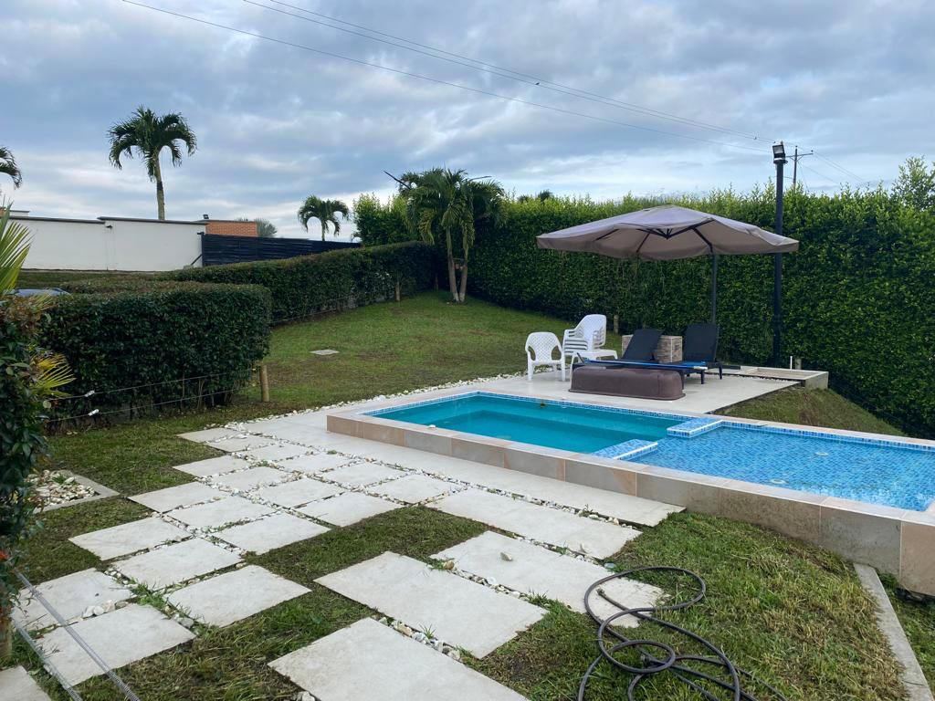 Casa en venta en Combia, Pereira · foto 2 de 17