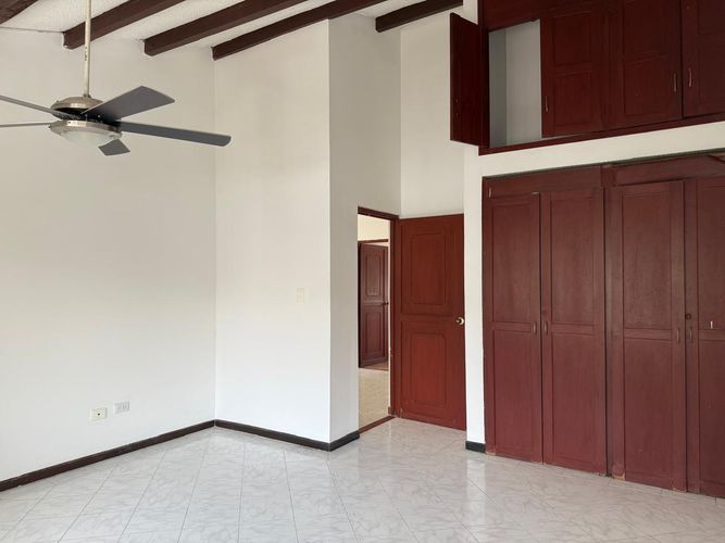 Casa de 3 alcobas en venta en El Ingenio, Cali, 204 m² · foto 16 de 24