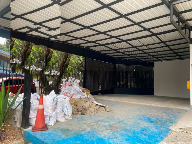 Local en arriendo en El Poblado, Medellín, 82 m² · foto 2 de 6