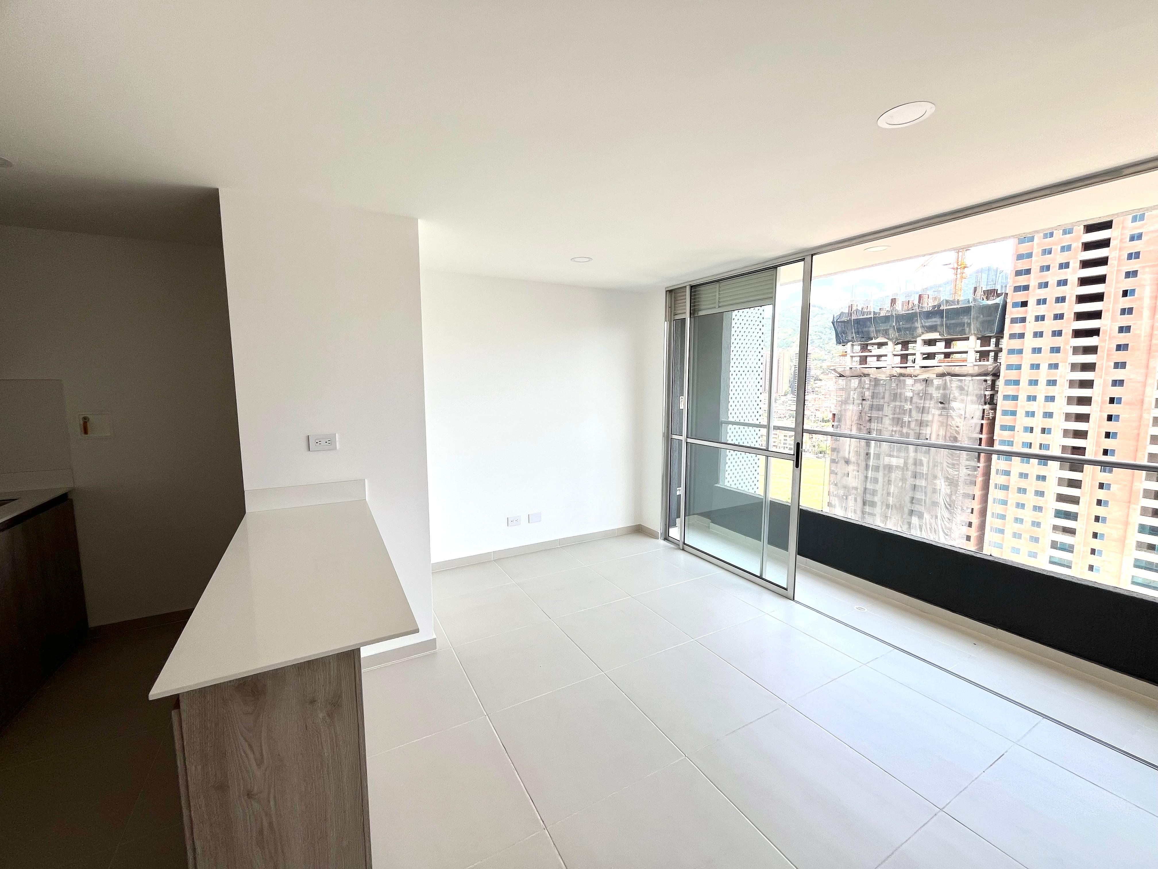 Apartamento en venta en Zona Industrial No. 1, Itagüí · foto 7 de 24