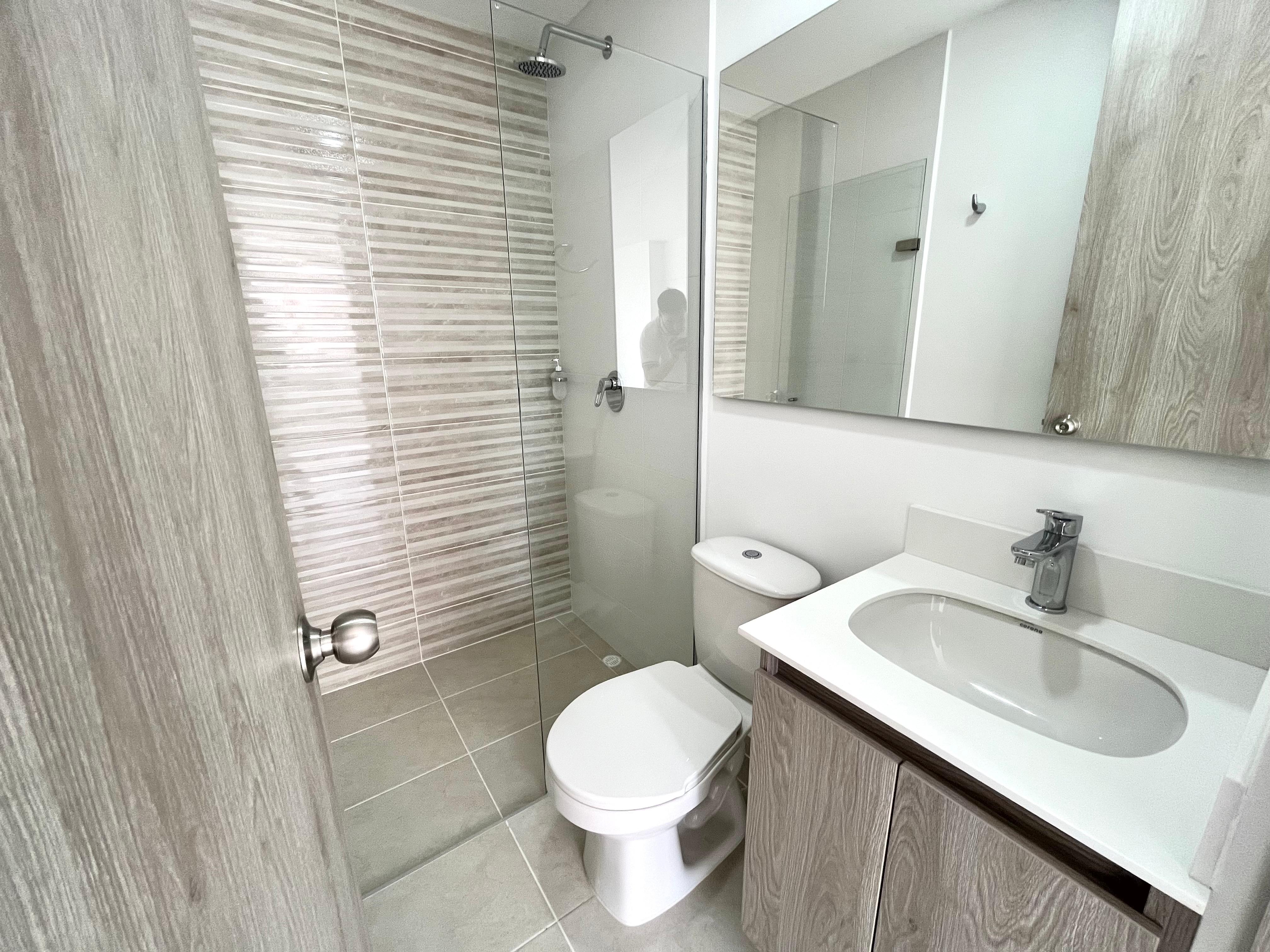 Apartamento en venta en Zona Industrial No. 1, Itagüí · foto 9 de 24