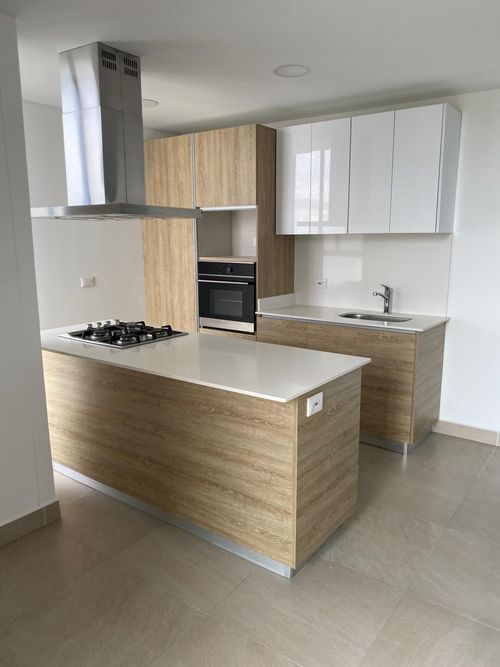 Apartamento de 3 alcobas en venta en Ub. Entre Rios Et. Ii, Ibagué, 106 m² · foto 3 de 23