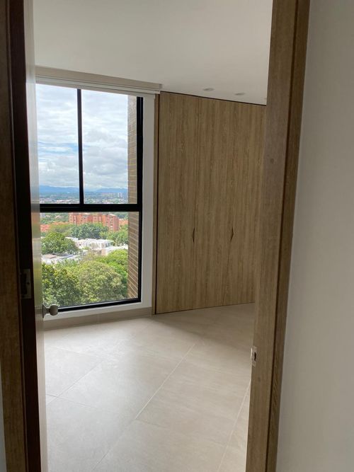 Apartamento de 3 alcobas en venta en Ub. Entre Rios Et. Ii, Ibagué, 106 m² · foto 4 de 23
