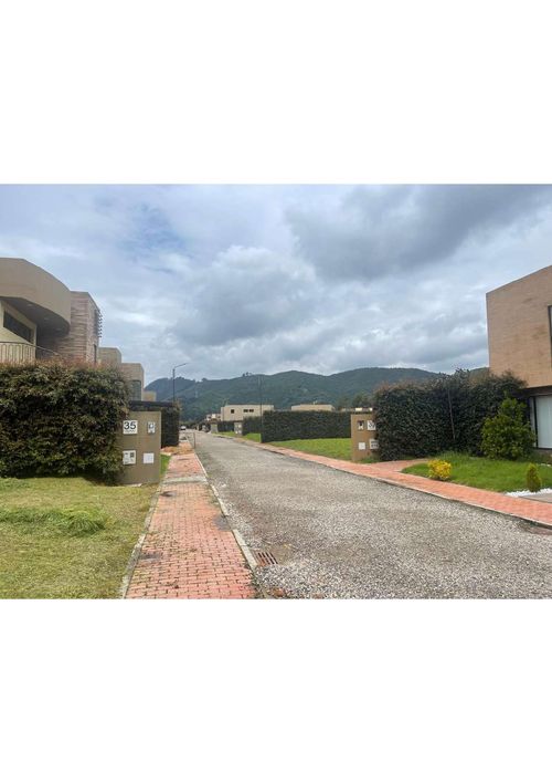 Lote en venta en Fagua, Chía, 407 m² · foto 2 de 18