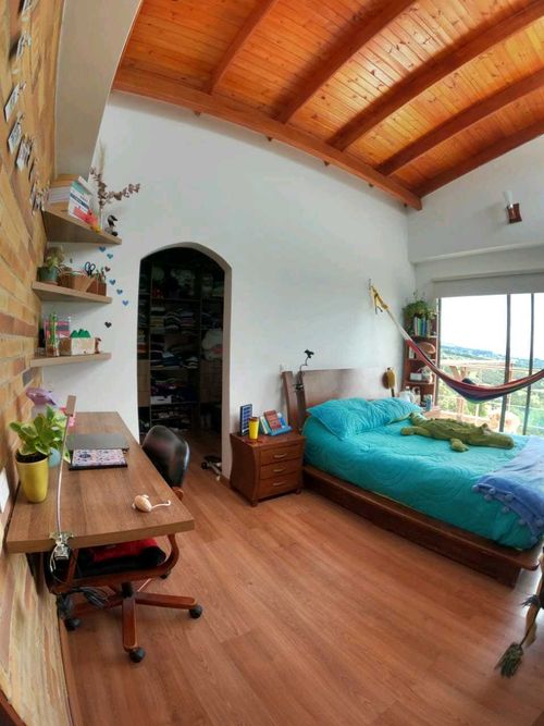 Casa de 3 alcobas en venta en Yerbabuena, Sopó, 364 m² · foto 8 de 19