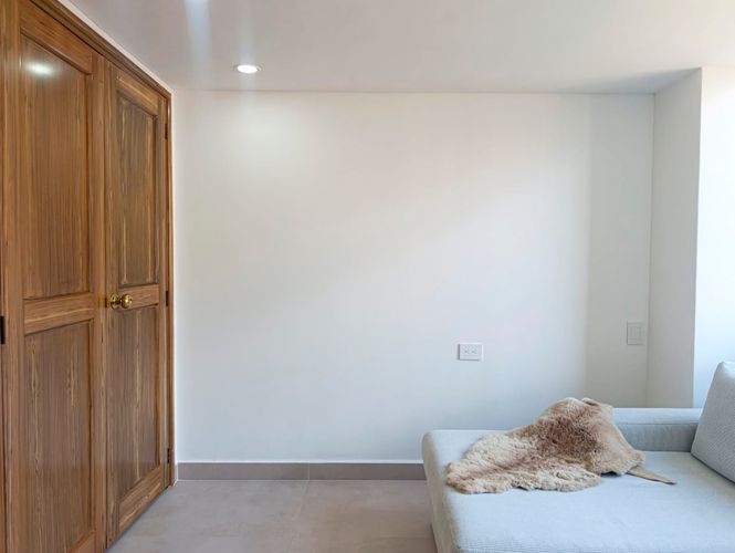 Apartamento de 4 alcobas en arriendo en El Poblado, Medellín, 280 m² · foto 3 de 20