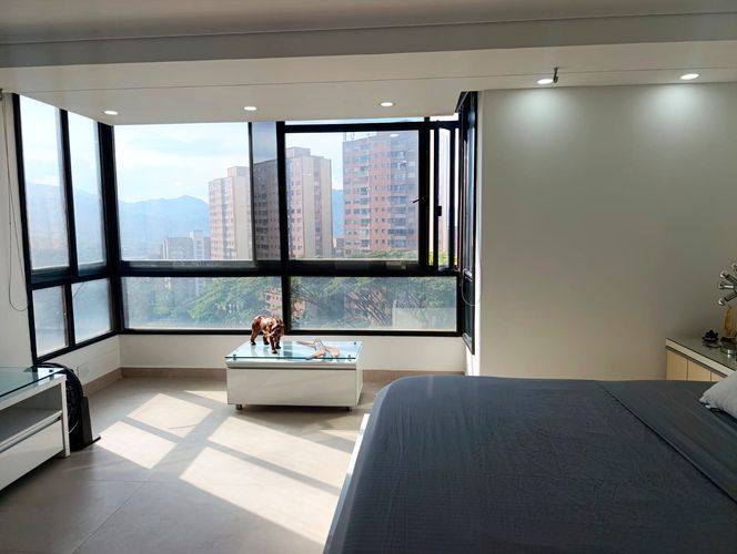 Apartamento de 4 alcobas en arriendo en El Poblado, Medellín, 280 m² · foto 12 de 20