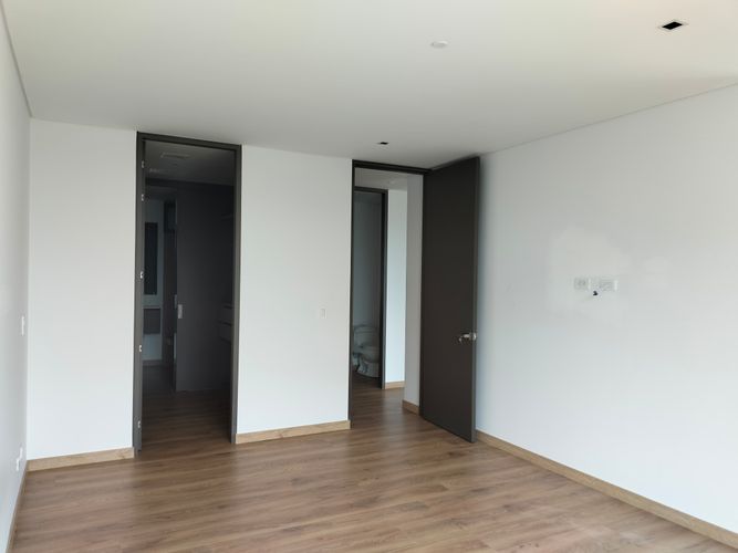 Apartamento de 2 alcobas en arriendo en Vía Las Palmas, Medellín, 120 m² · foto 12 de 19