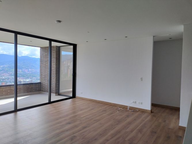 Apartamento de 2 alcobas en arriendo en Vía Las Palmas, Medellín, 120 m² · foto 3 de 19