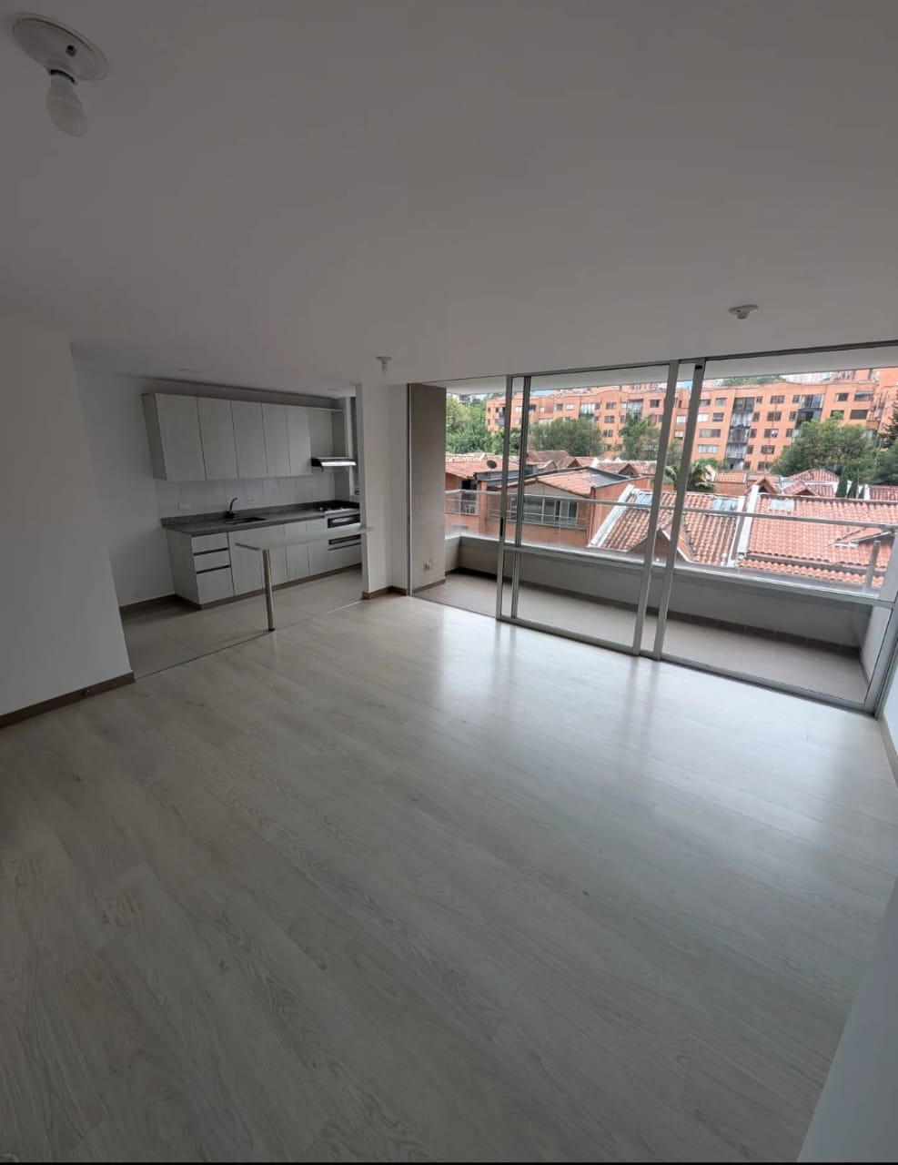 Apartamento en venta en Suramerica, Itagüí · foto 4 de 24