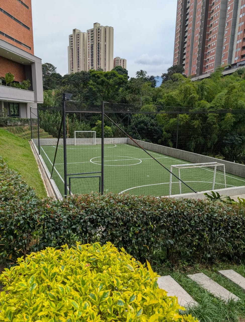 Apartamento en venta en Suramerica, Itagüí · foto 15 de 24