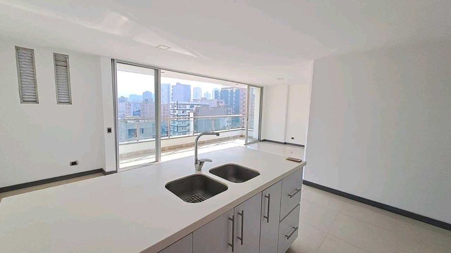 Apartamento de 3 alcobas en venta en Aldea Verde, Sabaneta, 117 m² · foto 2 de 12