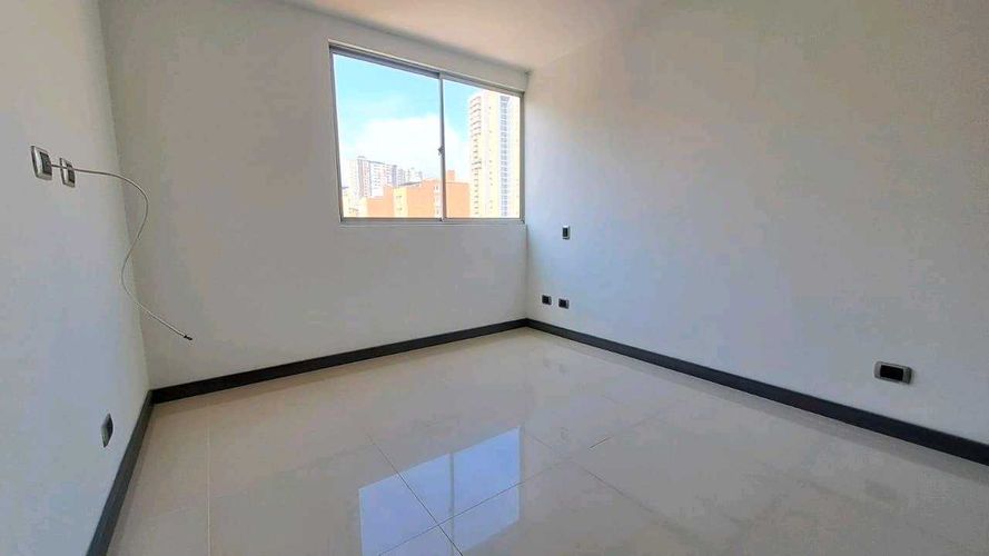 Apartamento de 3 alcobas en venta en Aldea Verde, Sabaneta, 117 m² · foto 4 de 12