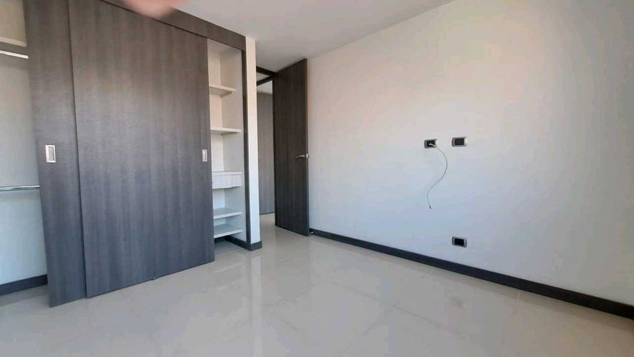 Apartamento de 3 alcobas en venta en Aldea Verde, Sabaneta, 117 m² · foto 6 de 12