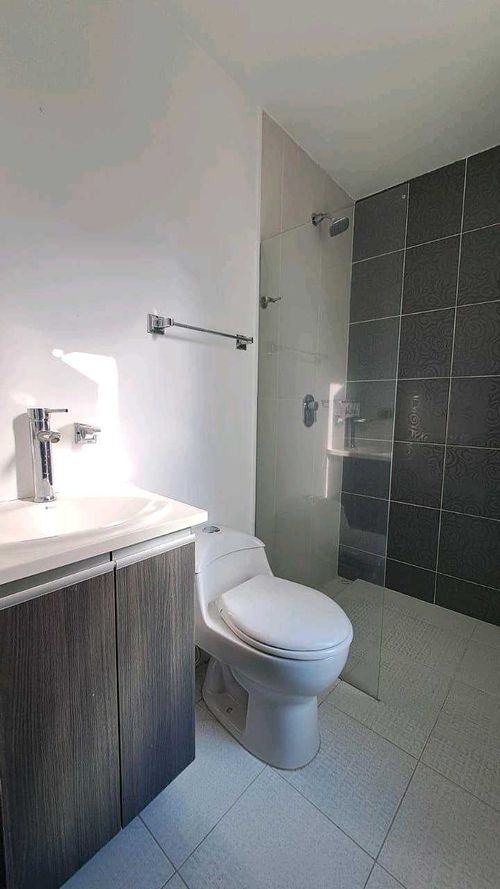 Apartamento de 3 alcobas en venta en Aldea Verde, Sabaneta, 117 m² · foto 10 de 12