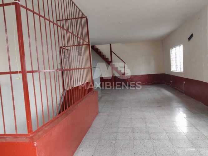 Local en arriendo en La Candelaria, Medellín, 60 m² · foto 3 de 12