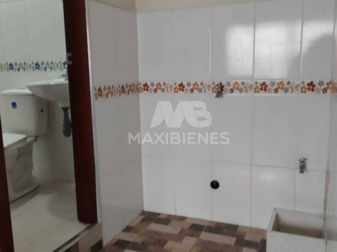 Local en arriendo en La Candelaria, Medellín, 60 m² · foto 8 de 12