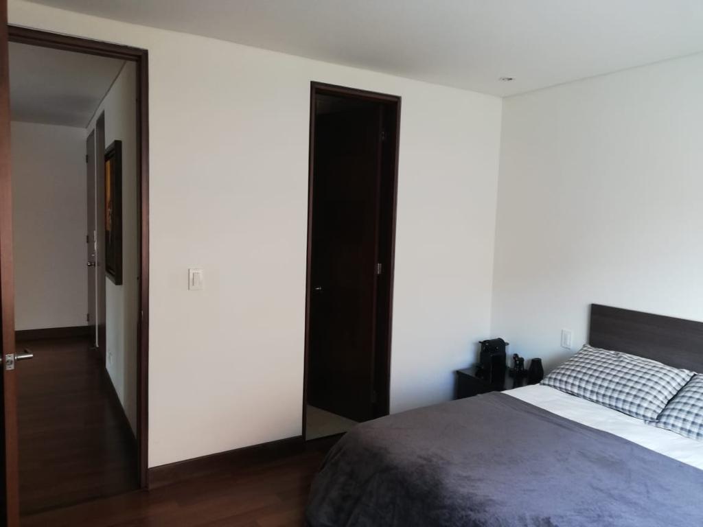 Apartamento en venta en Chicó Navarra, Bogotá · foto 18 de 24