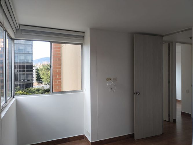 Apartamento de 3 alcobas en arriendo en El Poblado, Medellín, 90 m² · foto 8 de 16